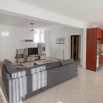 Elli Lux By Rentalspro - Nea Halkidiki Apartment Flogita