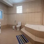 Elli Lux By Rentalspro - Nea Halkidiki Apartment Flogita