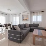 Apartment Elli Lux By Rentalspro - Nea Halkidiki *