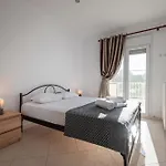 Elli Lux By Rentalspro - Nea Halkidiki Apartment Flogita